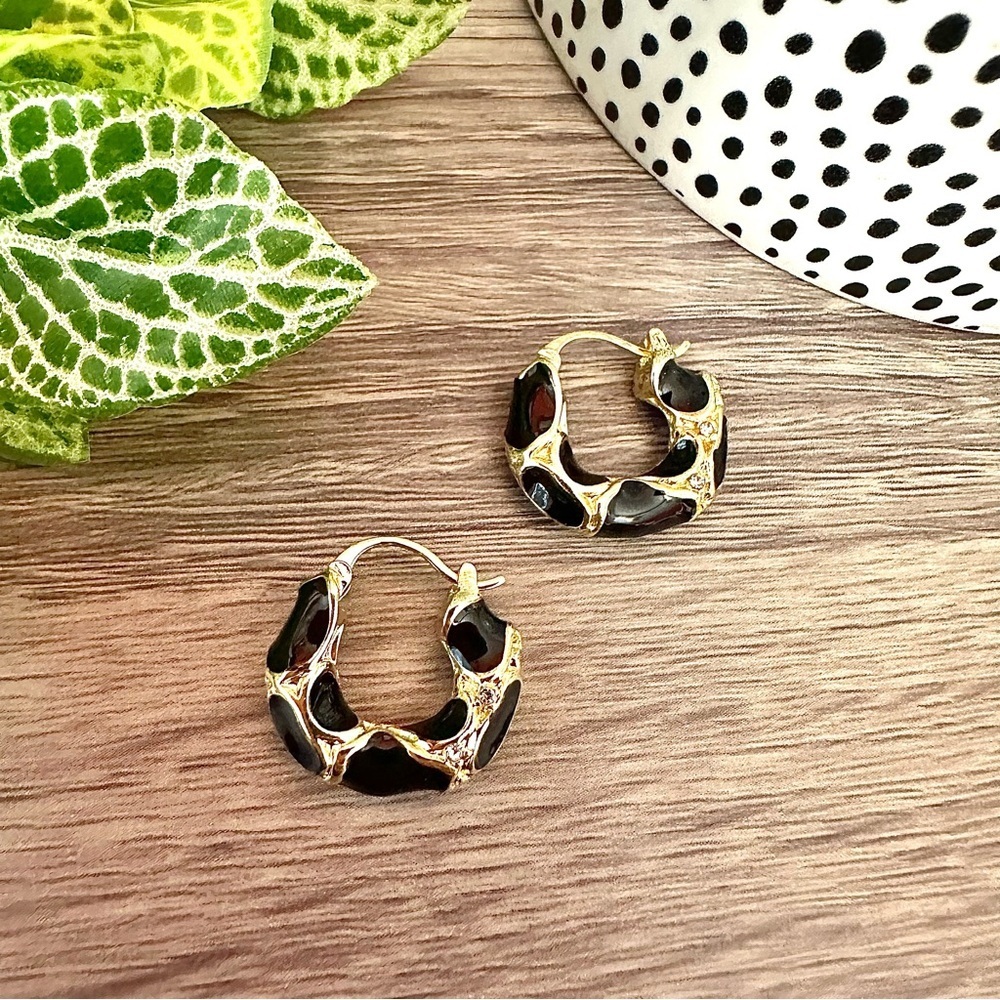 2/$30🌵 Gold Enamel Black Spot Hoop Earrings Huggies Dainty Boho Jewelry NEW